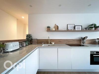 Appartement - 80 m² - 3 pièces