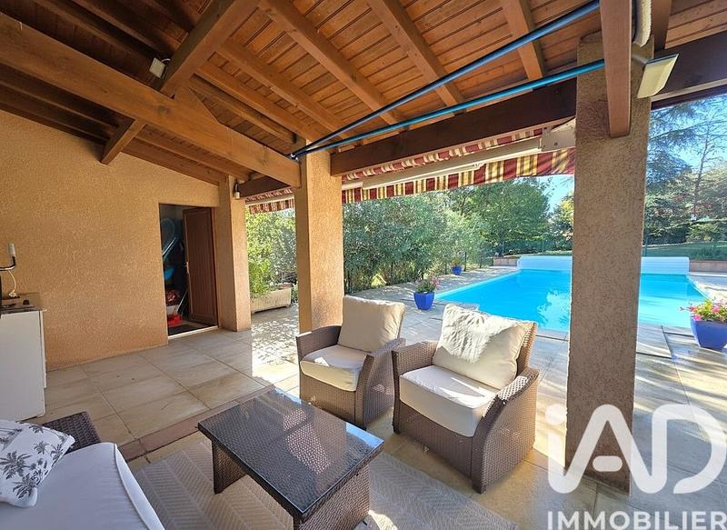 Maison - 176 m² - 6 pièces