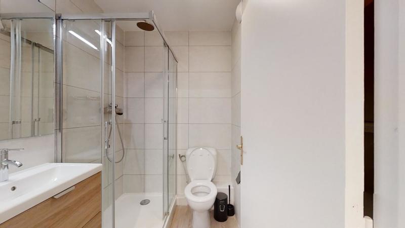 Appartement - 104 m² - 6 pièces