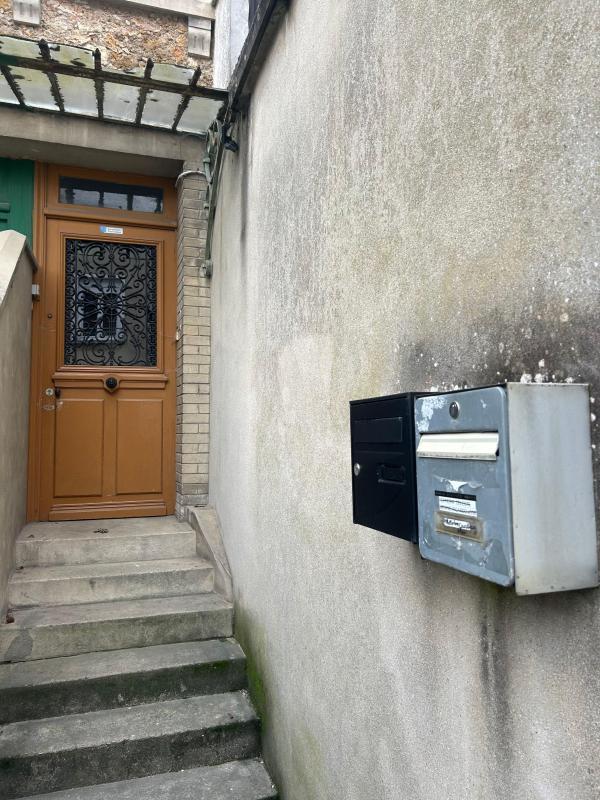 Immeuble - 197 m² - 9 pièces