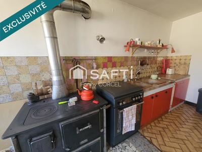 Maison - 83 m² - 5 pièces