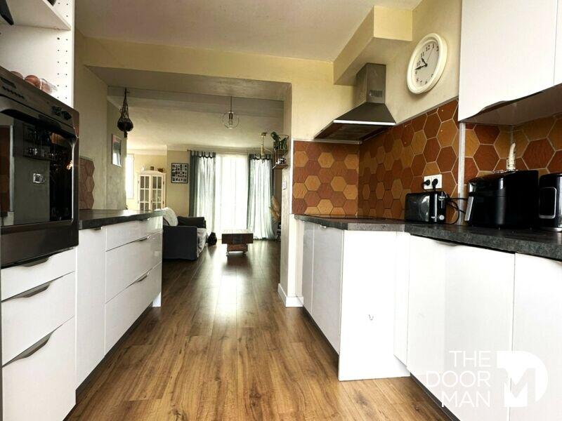 Appartement - 81 m² - 4 pièces