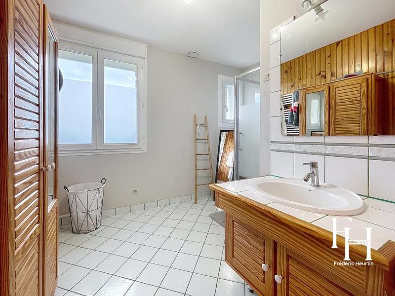 Maison - 128 m² - 5 pièces