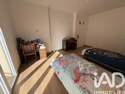 Appartement - 84 m² - 3 pièces