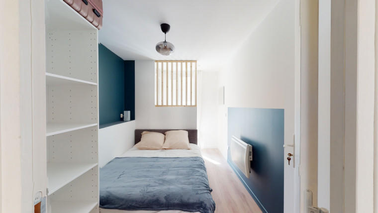 Appartement - 77 m² - 5 pièces