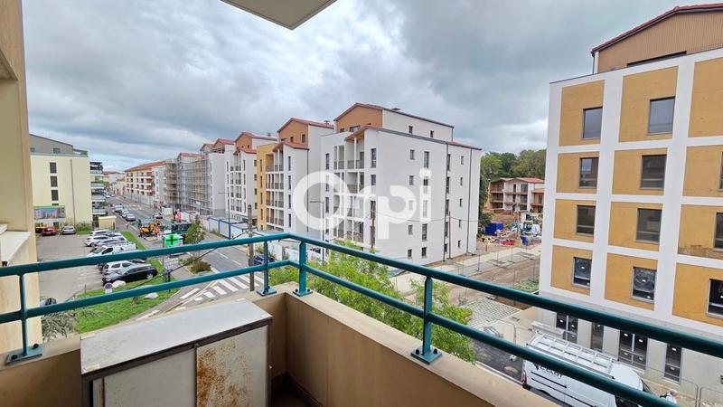 Appartement - 72 m² - 3 pièces