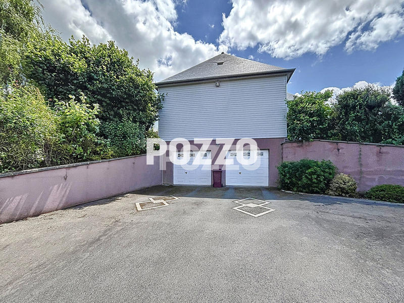 Maison - 170 m² - 7 pièces