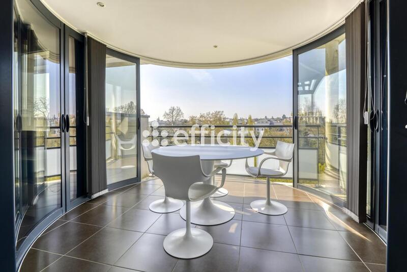 Appartement - 103 m² - 6 pièces