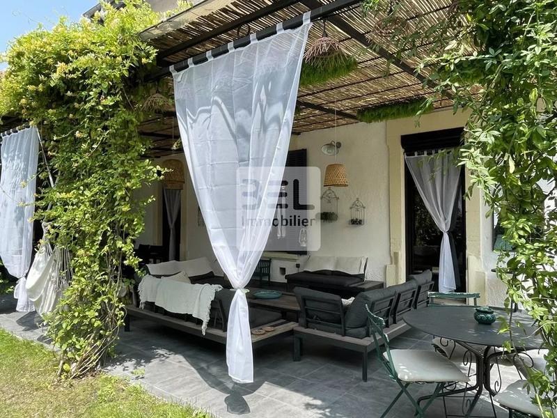 Maison de maîtres - 182 m² - 6 pièces