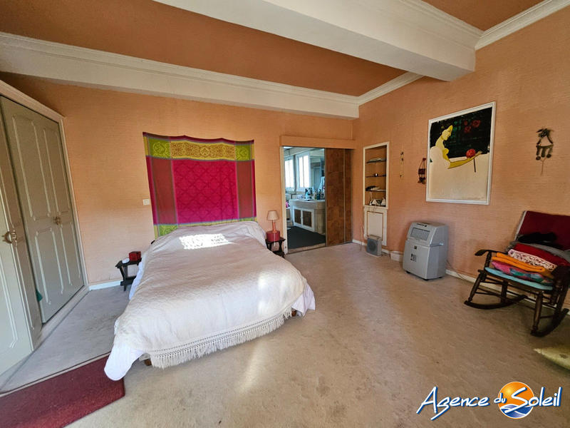 Maison - 174 m² - 6 pièces