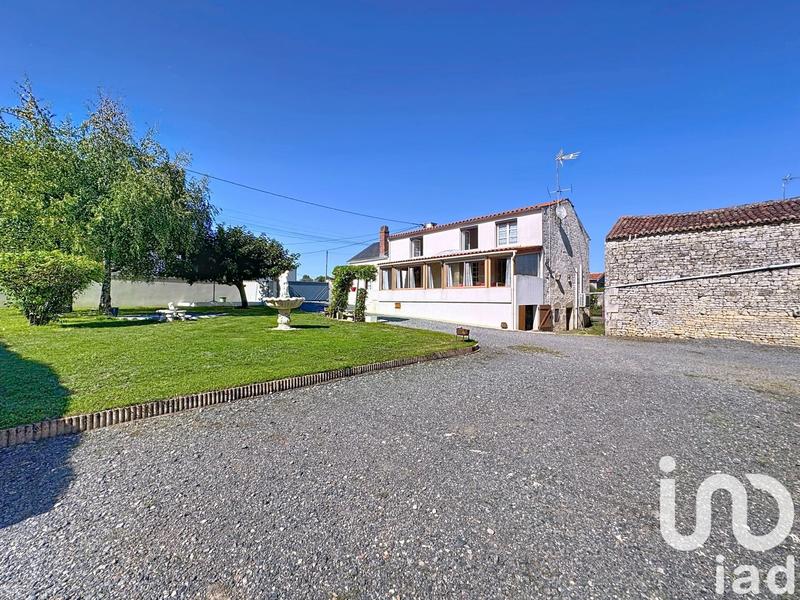 Maison - 93 m² - 4 pièces