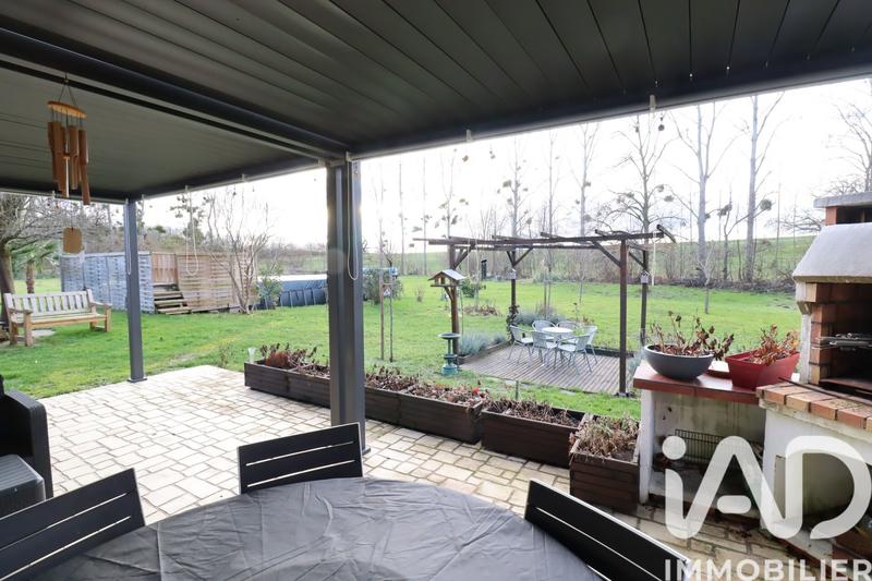 Maison - 195 m² - 7 pièces