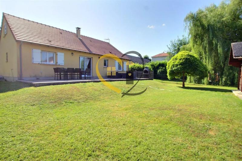 Maison de village - 130 m² - 7 pièces