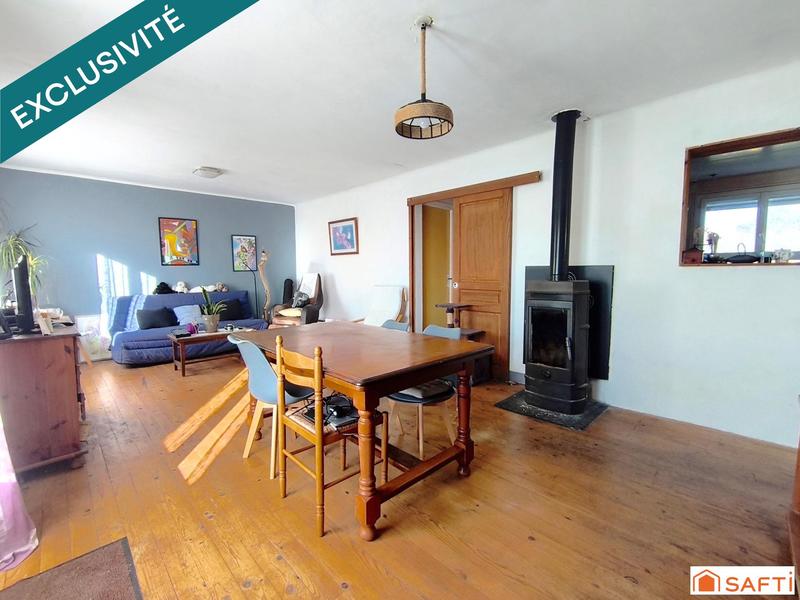 Maison - 93 m² - 5 pièces