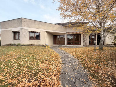 Maison - 97 m² - 3 pièces