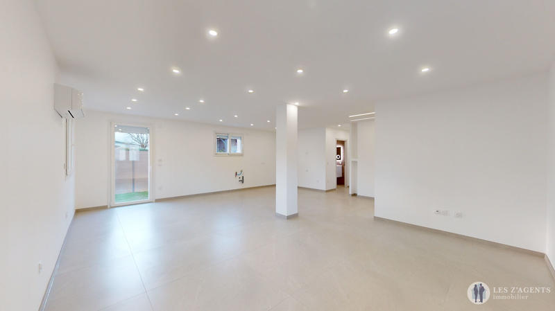 Appartement - 100 m² - 4 pièces