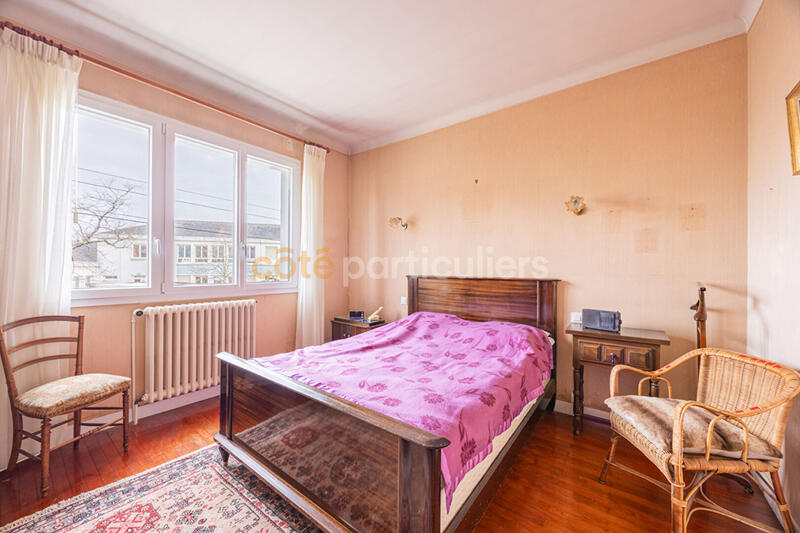 Maison - 150 m² - 9 pièces