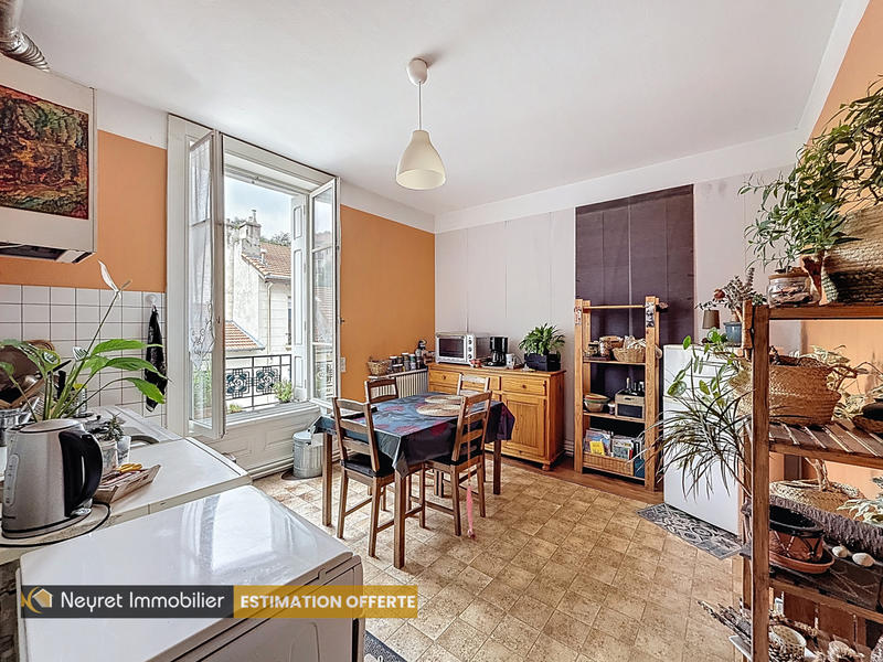 Appartement - 70 m² - 3 pièces