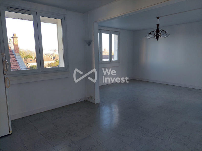 Appartement - 93 m² - 4 pièces