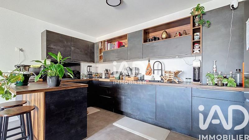 Appartement - 100 m² - 5 pièces