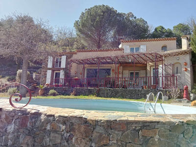 Maison - 127 m² - 5 pièces