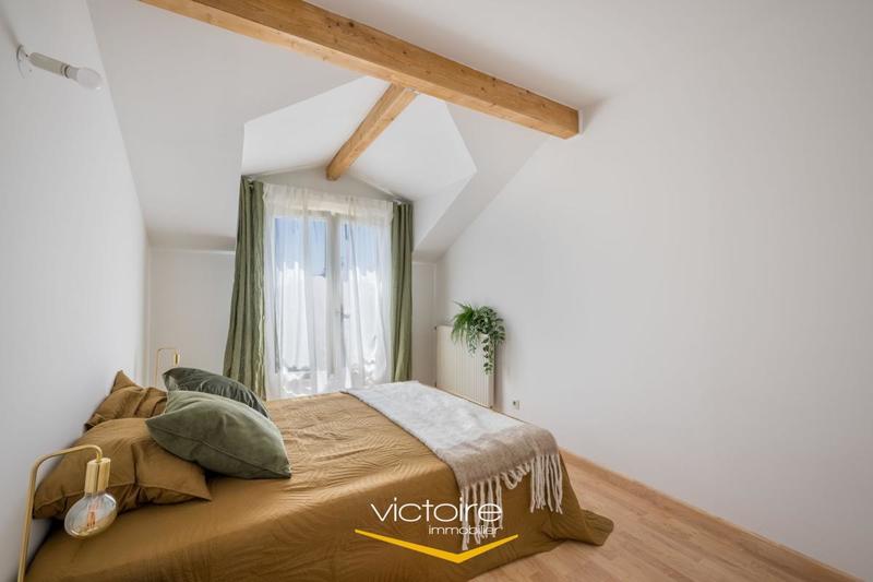 Appartement - 123 m² - 7 pièces