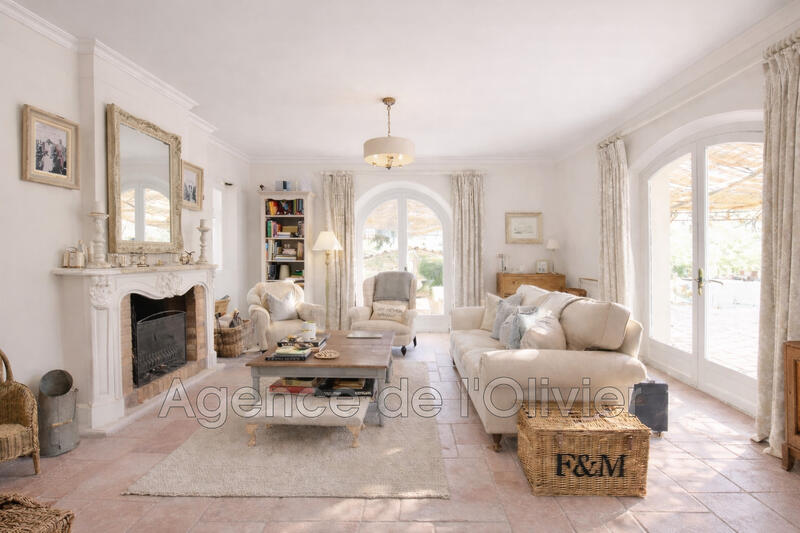 Maison - 144 m² - 4 pièces