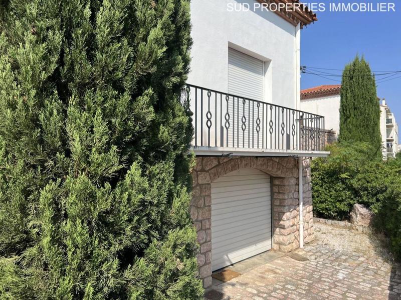 Villa - 247 m² - 7 pièces