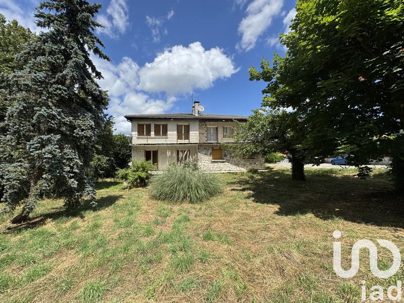 Maison - 210 m² - 9 pièces