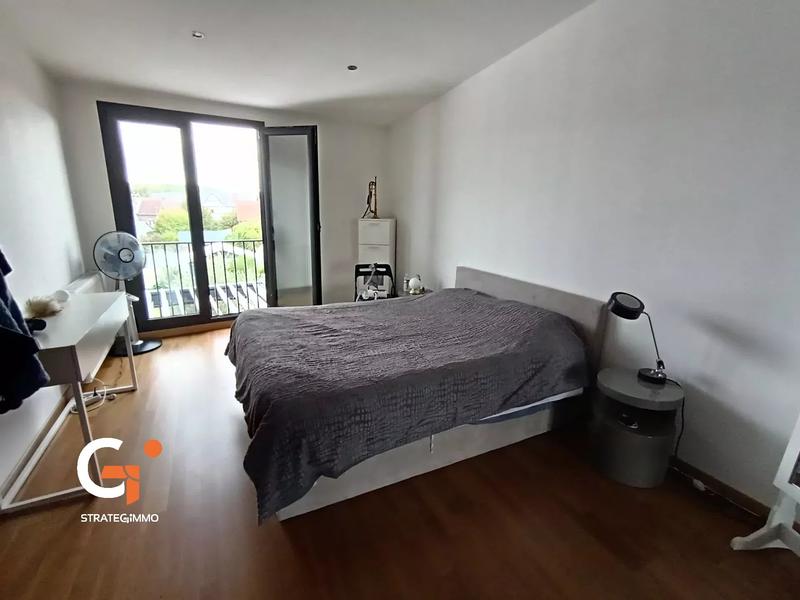 Maison - 195 m² - 8 pièces