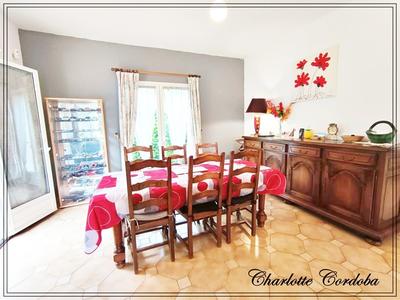 Maison - 99 m² - 3 pièces