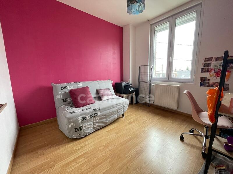 Maison - 80 m² - 4 pièces