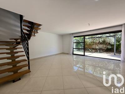 Maison - 122 m² - 5 pièces