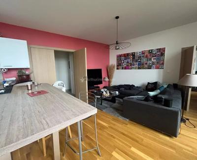 Appartement - 110 m² - 4 pièces