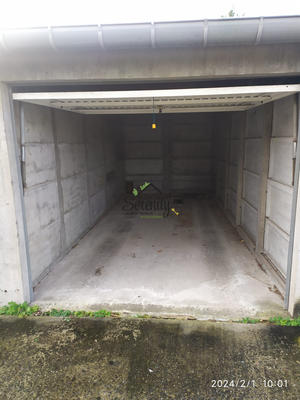 Parking / Garage - 13 m²