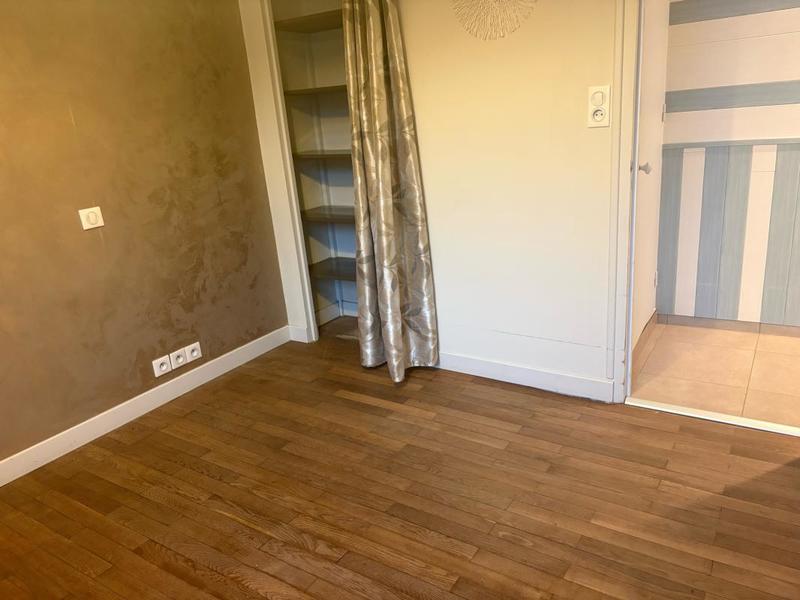 Maison - 112 m² - 7 pièces