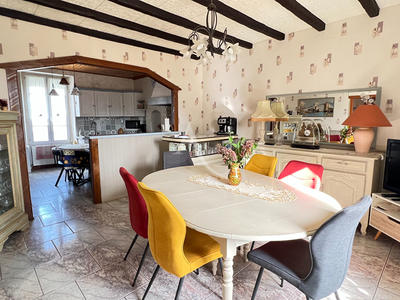 Maison - 162 m² - 6 pièces