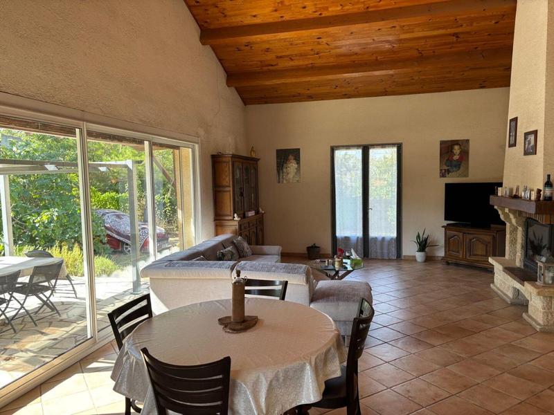 Maison - 115 m² - 5 pièces