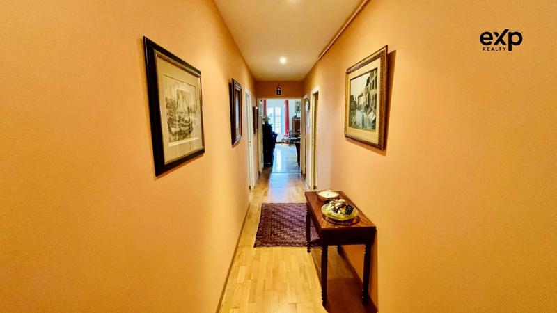 Duplex - 179 m² - 6 pièces