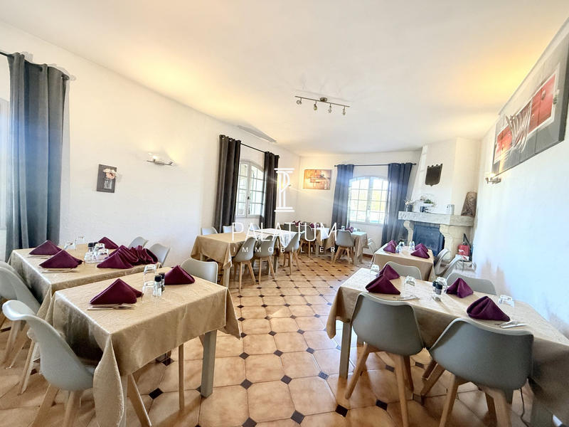 Fonds de commerce - 300 m²