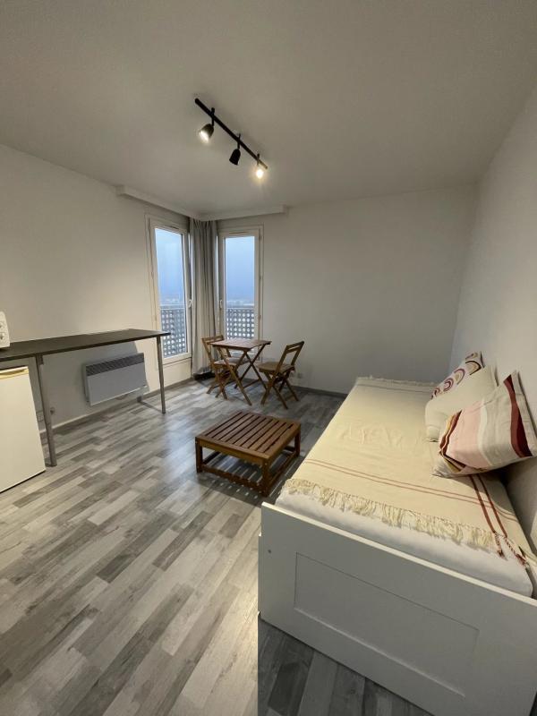 Studio - 19 m² - 1 pièce