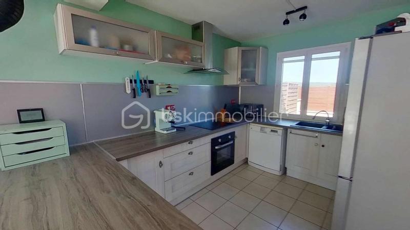 Maison - 95 m² - 4 pièces