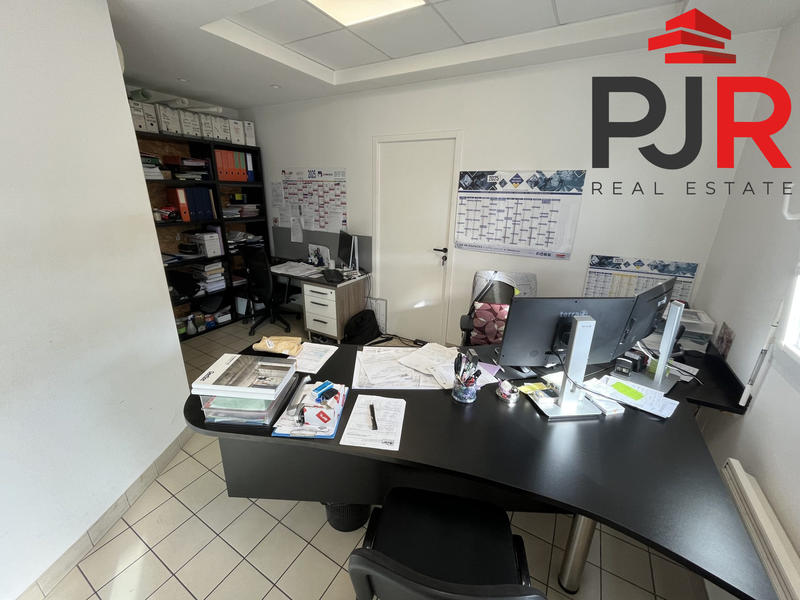 Local d'activités - 432 m²