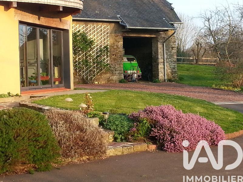 Maison de village - 181 m² - 7 pièces