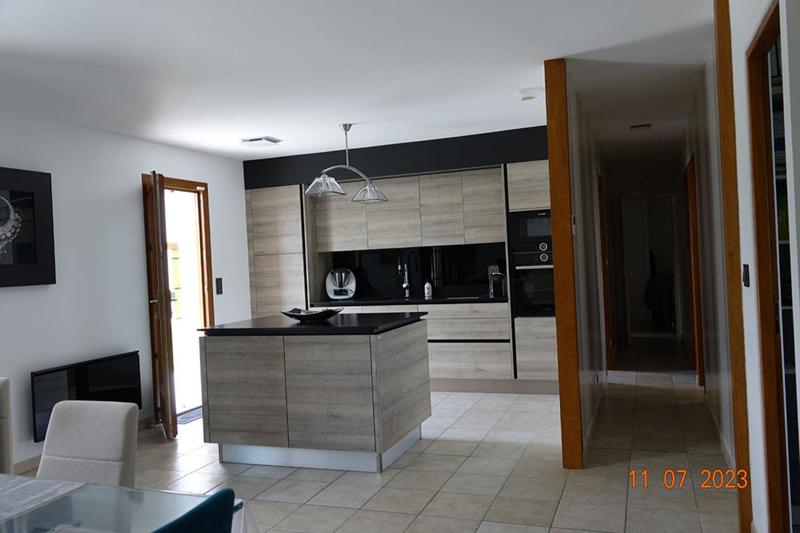 Maison - 95 m² - 4 pièces