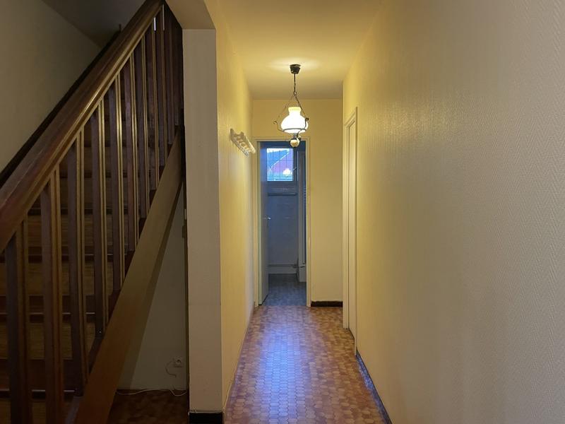 Maison traditionnelle - 137 m² - 6 pièces