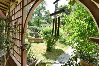 Propriété - 110 m² - 5 pièces