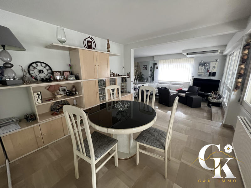 Appartement - 132 m² - 5 pièces