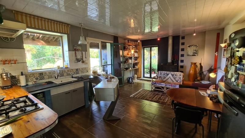 Maison ancienne - 255 m² - 9 pièces