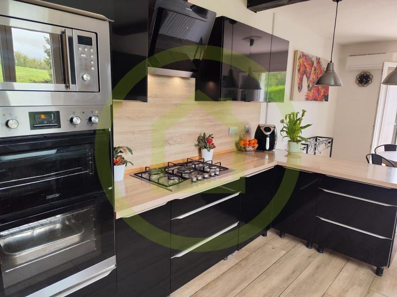 Propriété - 149 m² - 7 pièces